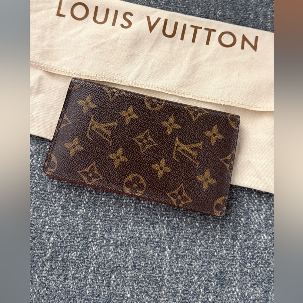 Louis Vuitton Brown Leather Card Holder